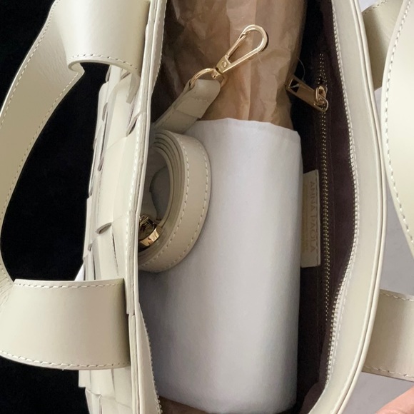 Anna Paola Genuine Leather Italian Tote - Picture 2 of 7